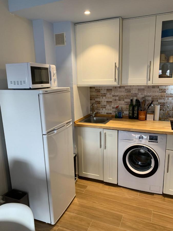 Cosy Apartment In L Escala, 7 Mins Walk To The Closest Beach, Riells เลสกาลา ภายนอก รูปภาพ