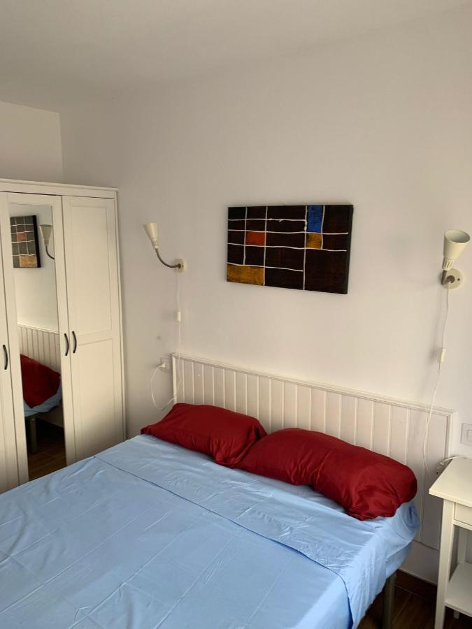 Cosy Apartment In L Escala, 7 Mins Walk To The Closest Beach, Riells เลสกาลา ภายนอก รูปภาพ