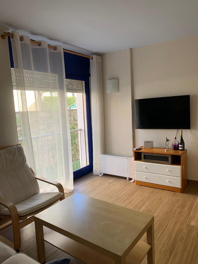 Cosy Apartment In L Escala, 7 Mins Walk To The Closest Beach, Riells เลสกาลา ภายนอก รูปภาพ