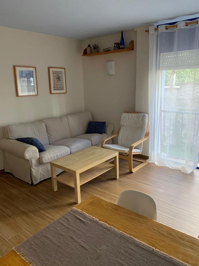 Cosy Apartment In L Escala, 7 Mins Walk To The Closest Beach, Riells เลสกาลา ภายนอก รูปภาพ
